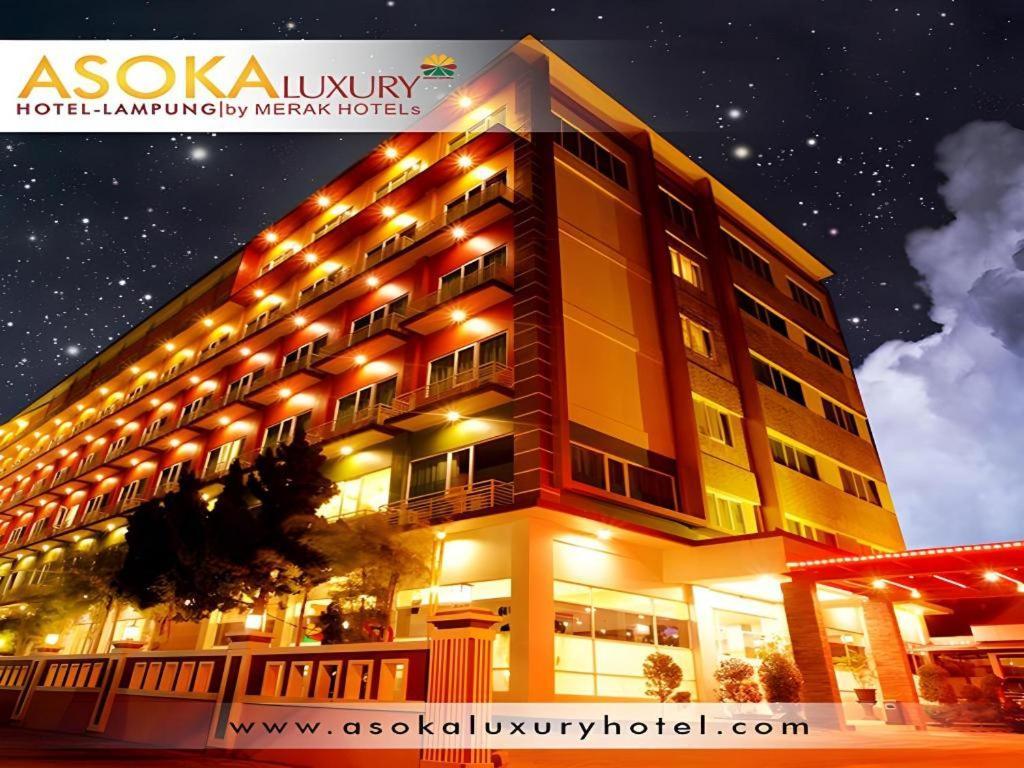 Asoka Luxury Hotel Бандар-Лампунг Экстерьер фото