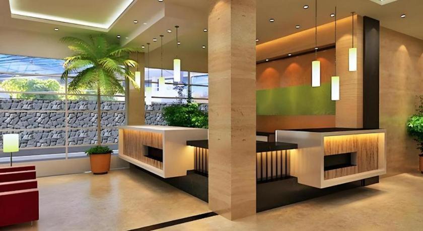 Asoka Luxury Hotel Бандар-Лампунг Экстерьер фото