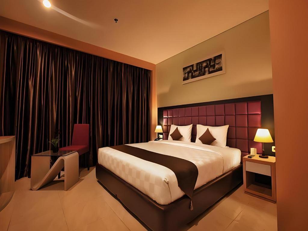 Asoka Luxury Hotel Бандар-Лампунг Экстерьер фото