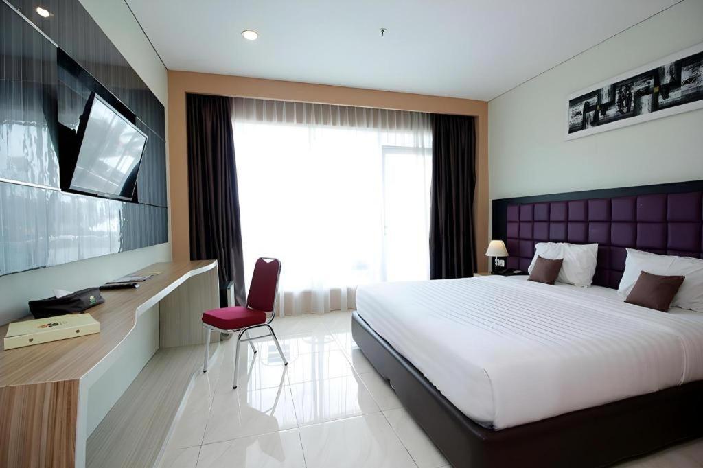 Asoka Luxury Hotel Бандар-Лампунг Экстерьер фото