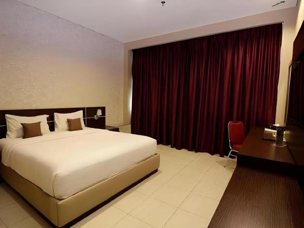 Asoka Luxury Hotel Бандар-Лампунг Экстерьер фото