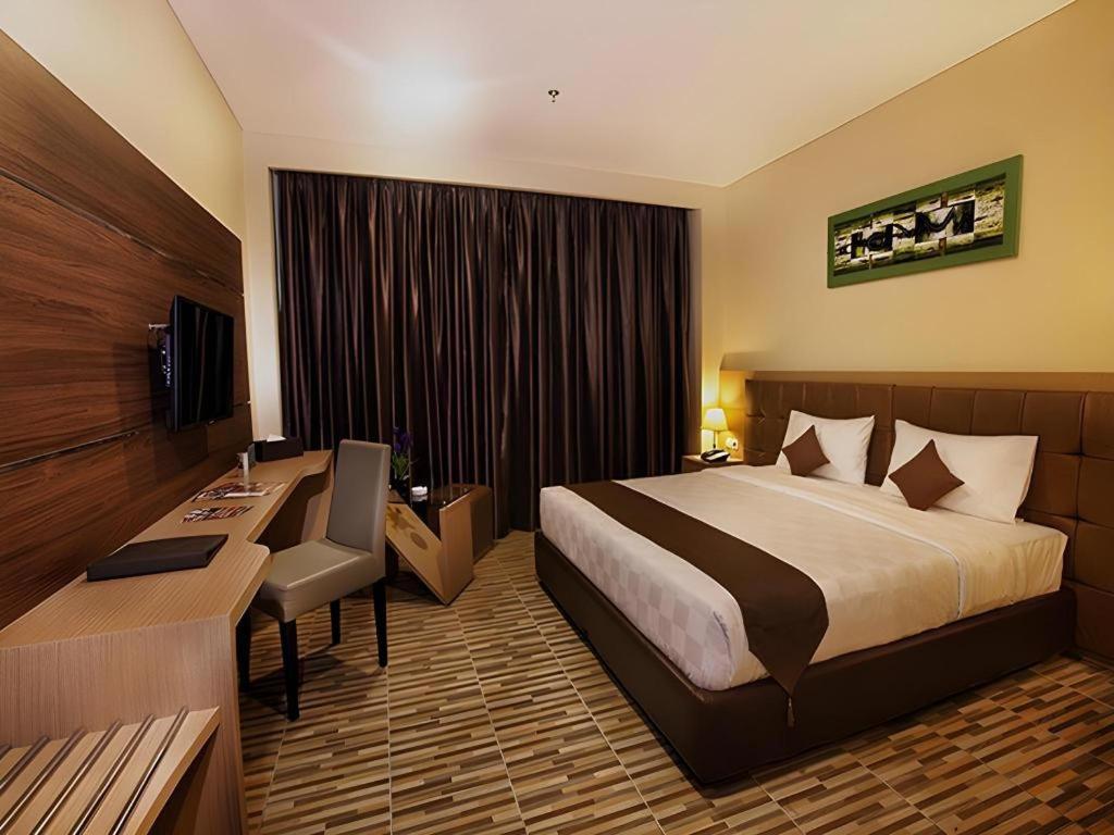 Asoka Luxury Hotel Бандар-Лампунг Экстерьер фото